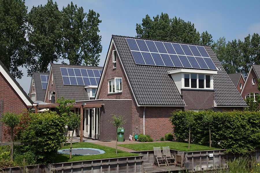 PV-Anlage für Eigenverbrauch © Shutterstock: esbobeldijk