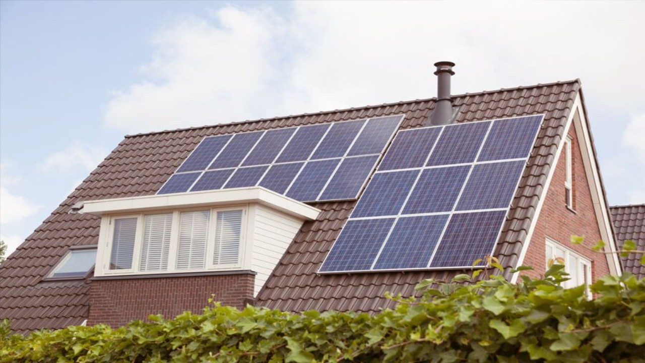 4 Modelle für den Weiterbetrieb alter Photovoltaik-Anlagen -  ENERGIE-FACHBERATER