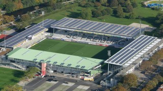 Das Solar-Stadion, Spielstätte des SC Freiburg aus der Vogelperspektive.