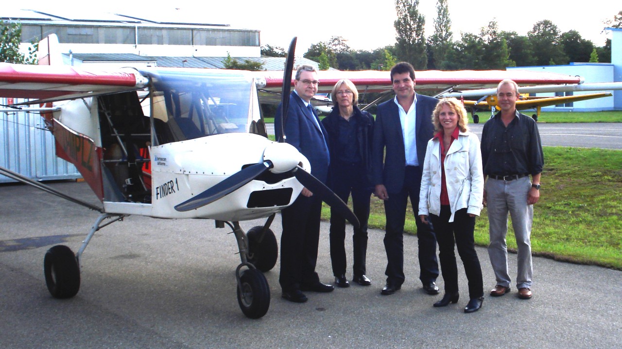 Aeromagnetische Vermessung von Erdmagnetfeldern 