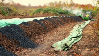 Pyrolysekohle aus Reststoffabfällen am Mundenhof