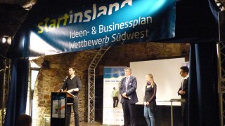 Mit der Uni Freiburg ist badenova Initiator des Gründerwettbewerbs „Startinsland  “. 