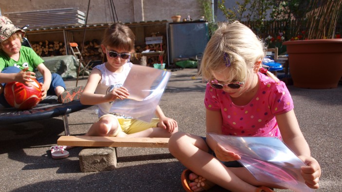 Lernanagebote für Kinder und Fortbildungen für Erzieher/innen zum Thema Energieeffizienz und erneuerbare Energien