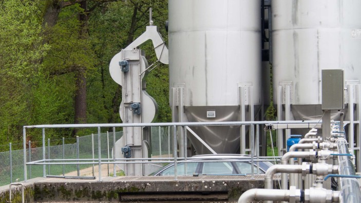 Speziell entwickelte Wasserkraftanlagen gewinnen erneuerbare Energie in Kläranlagen.
