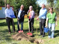 Zwei SC Bäumchen für den Markgräfler Imkerverein