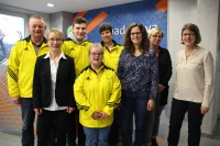 Die badenova-Weihnachtsspende kommt an: Die Spenden-Empfänger im Servicecenter Waldshut-Tiengen.