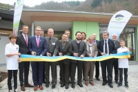 Einweihung des neuen Naturpark-Shops in Bühlertal. In der Mitte: Minister Bonde.