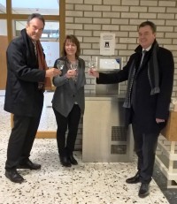 Die Schüler der Max-Planck-Realschule dürfen sich auf frisches Trinkwasser freuen