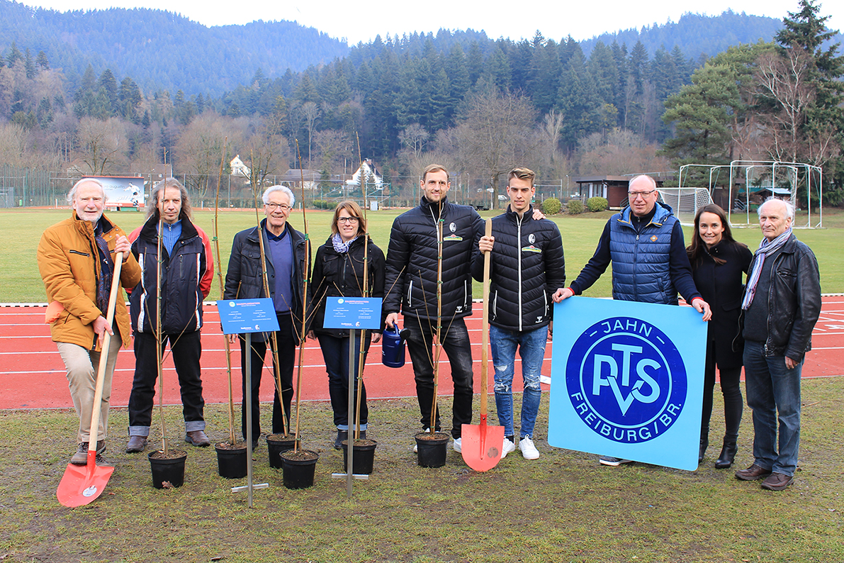 Sechs SC-Bäumchen für den PTSV Jahn e.V.